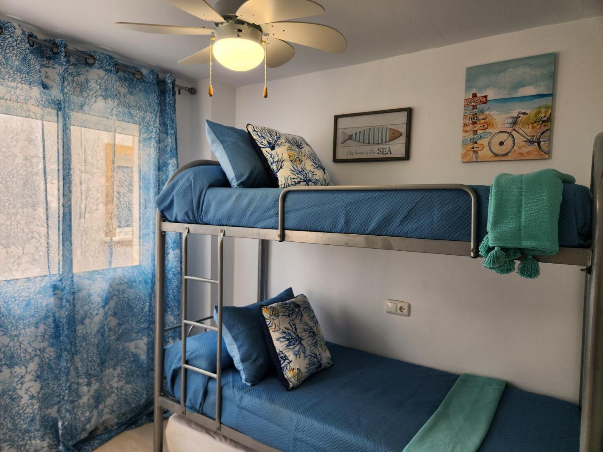 Triplex Adosado De Cuatro Dormitorios De Esencia Maritima A 2 Minutos De La Playa! Vera Ngoại thất bức ảnh